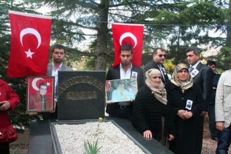 Abdullah Çatlı mezarı başında anıldı