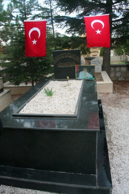 Abdullah Çatlı mezarı başında anıldı