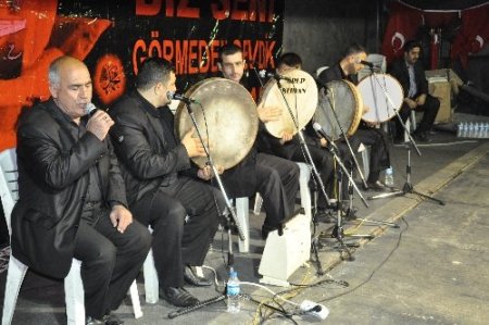 Abdurrahman Önül'den Akçakalelilere ilahi konseri