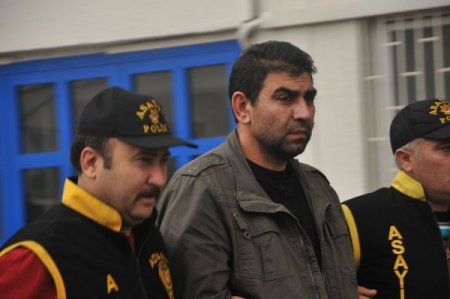 Ablasıyla tartışan eski eniştesini öldürdü