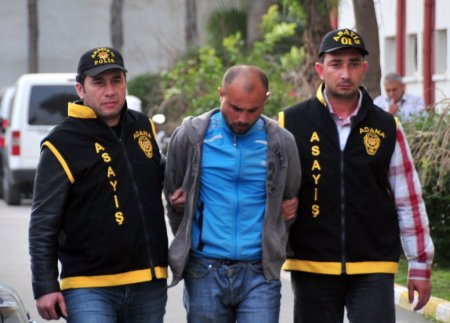 Aç hırsız girdiği evde pasta yedi, altınları aldı kaçtı