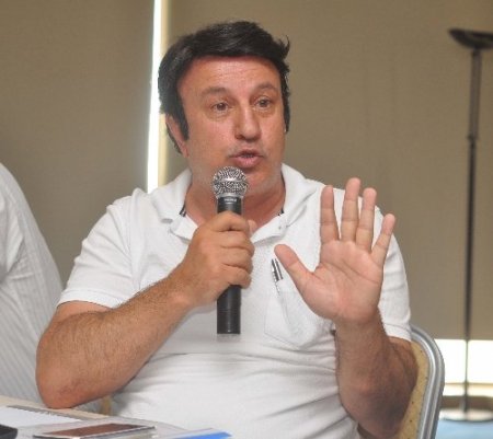 Acenteler, rehbere tur beğendirememekten şikayetçi