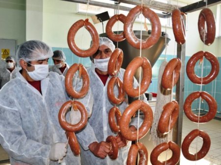 Açık cezaevi adeta bir fabrika gibi çalışıyor