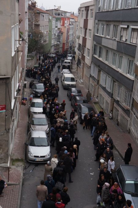 Açık öğretimde 'kimlik' kuyruğu