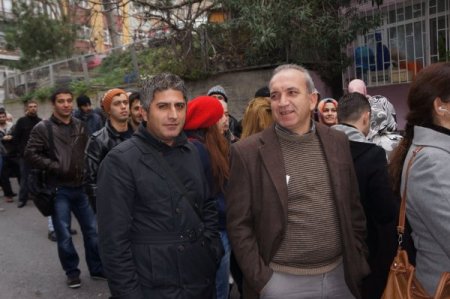 Açık öğretimde 'kimlik' kuyruğu