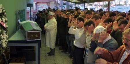 Acılı baba: Bu illetten başka canlar yanmasın