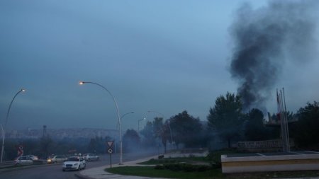 Açlık grevini bahane eden grup, ODTÜ’yü savaş alanına çevirdi