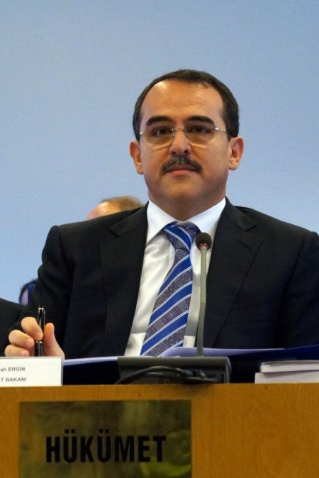 Adalet Bakanı Ergin: Açlık grevlerinde tahriklere karşı herkes duyarlı olmalı