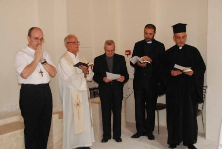 Adalet Eski Bakanı Ergin, İskenderun’da Kilise Açılışına Katıldı