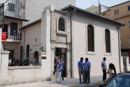 Adalet Eski Bakanı Ergin, İskenderun’da Kilise Açılışına Katıldı