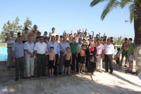 Adana Ak Parti Teşkilatı ‘yaz Okulu’ Açtı