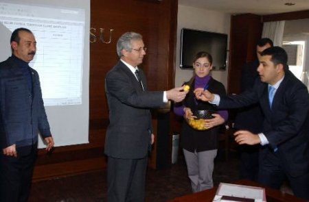 Adana Barosu'nun Savaş Bedir Anısına Düzenlediği Halı Saha Turnuvasına 29 Takım Katılacak