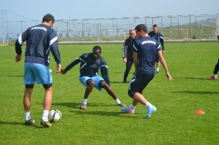 Adana Demirspor, Uğur ile yola devam edecek