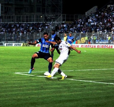 Adana Demirspor: 0- Manisaspor: 1 (ilk yarı)