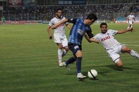 Adana Demirspor: 0- Manisaspor: 1 (ilk yarı)