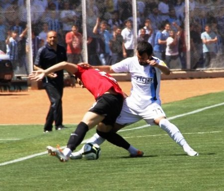 Adana Demirspor: 3 TKİ Tavşanlı Linyitspor: 2