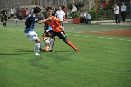 Adana derbisinde gülen taraf Demirspor oldu