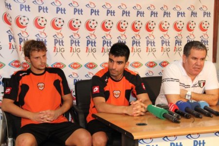 Adana derbisinde gülen taraf Demirspor oldu