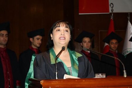 Adana Dişhekimleri Odası Başkanı Savaş: Varoşlar Sahte Dişçilere Terk Edildi