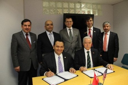 Adana Houston ile partner şehir oldu