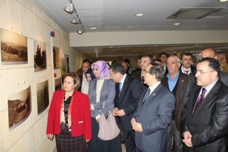 Adana Kültür Günleri şenlik havasında başladı