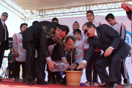 Adana Kültür Günleri şenlik havasında başladı