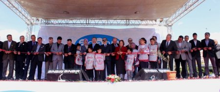 Adana Kültür Günleri şenlik havasında başladı