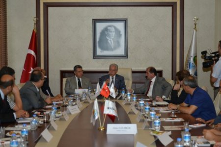 Adana mobilya sektörü fuara hazır