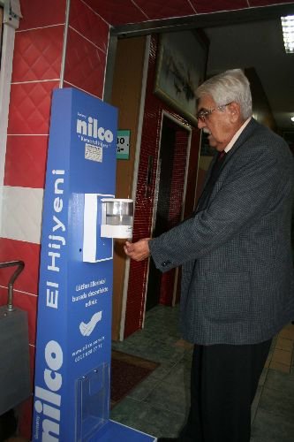 Adana Öğretmenevi Girişine Dezenfekte Cihazı Konuldu