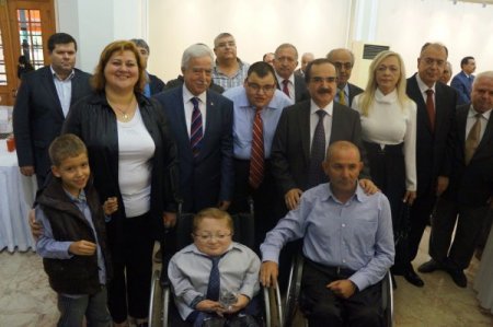 Adana protokolü bayramlaştı