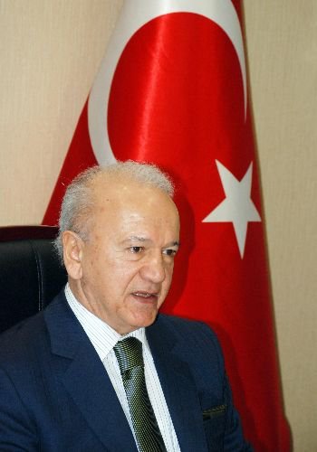 Adana Valisi Atış: Uyuşturucu, Terör Ve Aile Baskısı Gençlerimizi Bunaltıyor