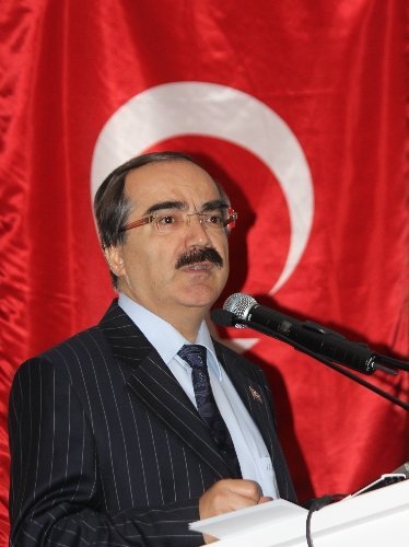 Adana Valisi Coş otel yatırımlarını eleştirenlere sert tepki gösterdi