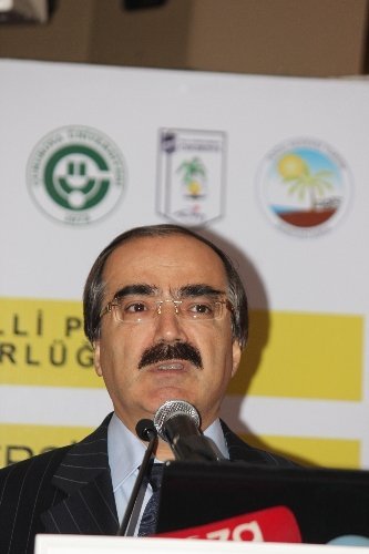 Adana Valisi Coş otel yatırımlarını eleştirenlere sert tepki gösterdi