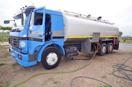 Adana'da 21 bin litre kaçak akaryakıt ele geçirildi