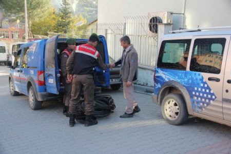 Adana'da 22 bin litre kaçak akaryakıt ele geçirildi