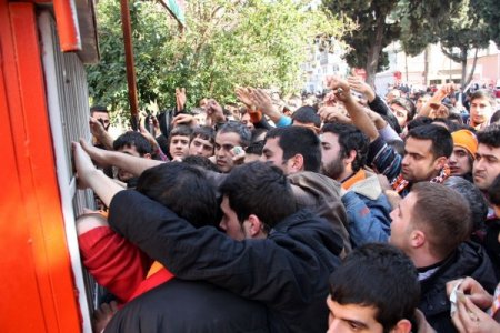 Adana'da derbi öncesi gerginlik çıktı