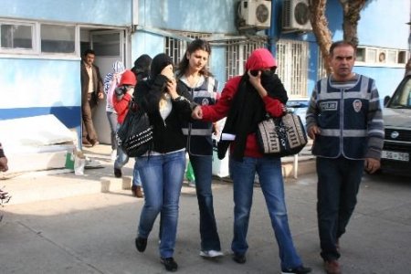 Adana'da Fuhuş Operasyonu: 2'si Erkek 15 Kişi Gözaltına Alındı
