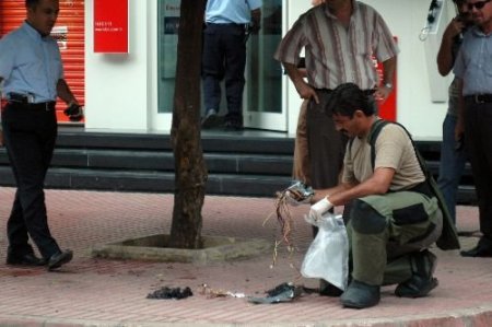 Adana'da Kar Maskeli Şahsın Banka Soygunu Girişimi Sonuçsuz Kaldı
