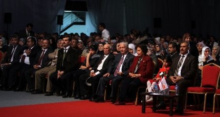 Adana'da Kutlu Doğum coşkusu sürüyor