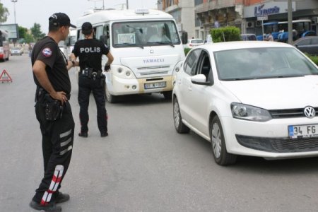 Adana'da Polis Şehir İçi Kontrolleri Artırdı
