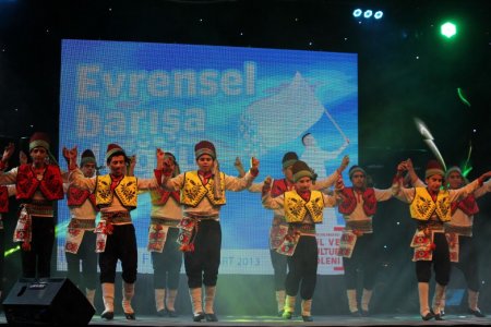 Adana'da Türkçe Olimpiyatları coşkusu