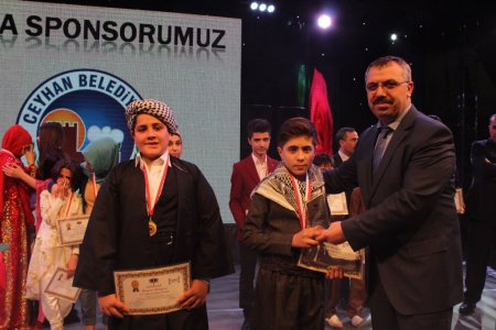 Adana'da Türkçe Olimpiyatları coşkusu