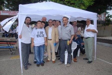 Adana’da yağmur vatandaşları hazırlıksız yakaladı