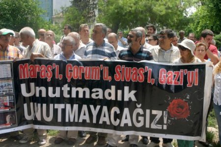 Adana'daki Aleviler Sürgü'deki Olaya Tepki Gösterdi