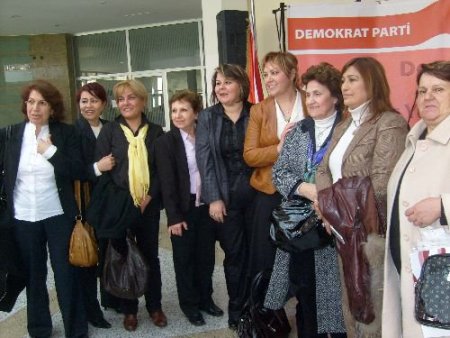 Adana'daki Demokrat Partili Kadınlar Ankara'da Buluştu