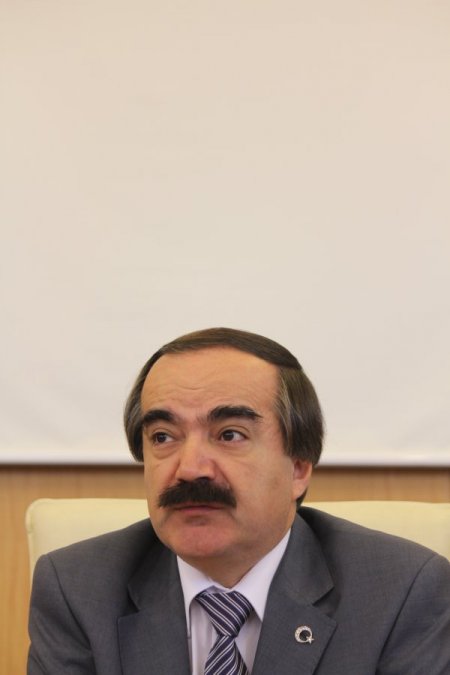 Adana’daki Suriyeliler, Gaziantep’teki merkeze taşınmaya başladı