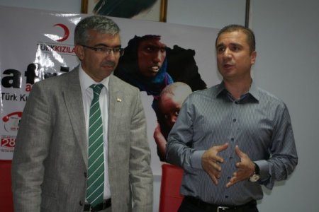 Adana'dan Afrika'ya 383 Tonluk Gıda Yardımı