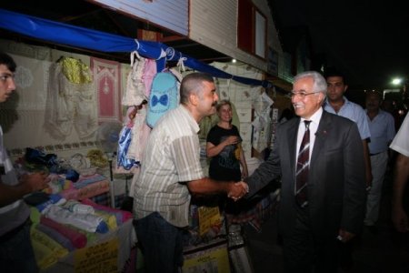 Adanalılar İftarını Çadırda Açıyor