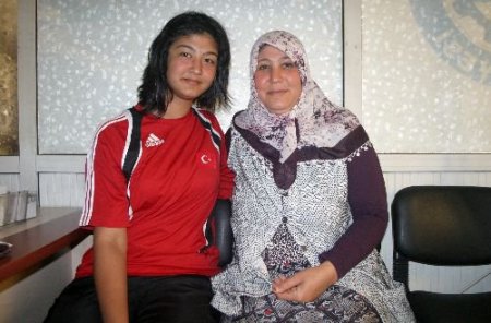 Adana'nın Gururu Nafia Kuş'a Köşk'ten Davet