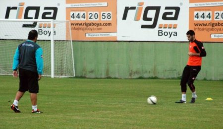 Adanaspor, İzmir’den puanla dönmek istiyor